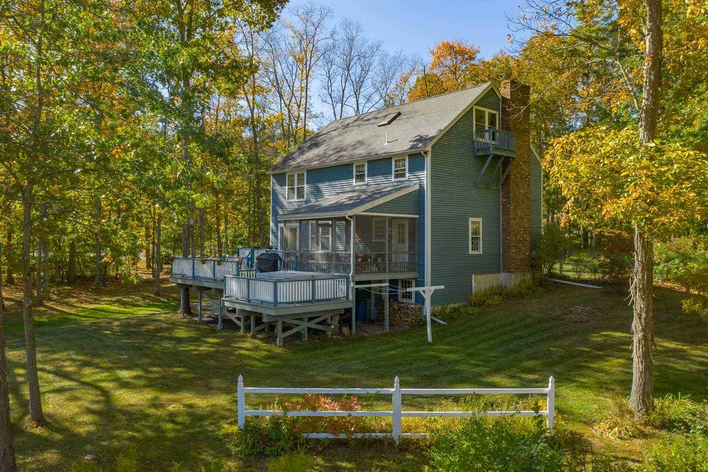 6 Shore Drive Greenland NH 03840