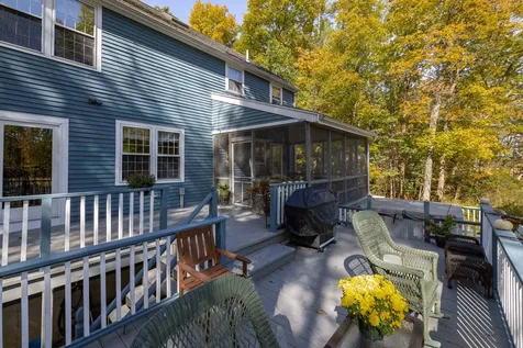 6 Shore Drive Greenland NH 03840