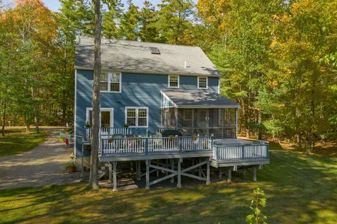 6 Shore Drive Greenland NH 03840