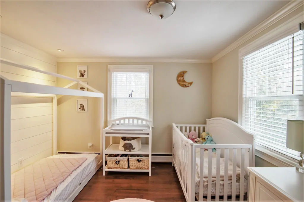 8 Country Club Lane Plaistow NH 03865