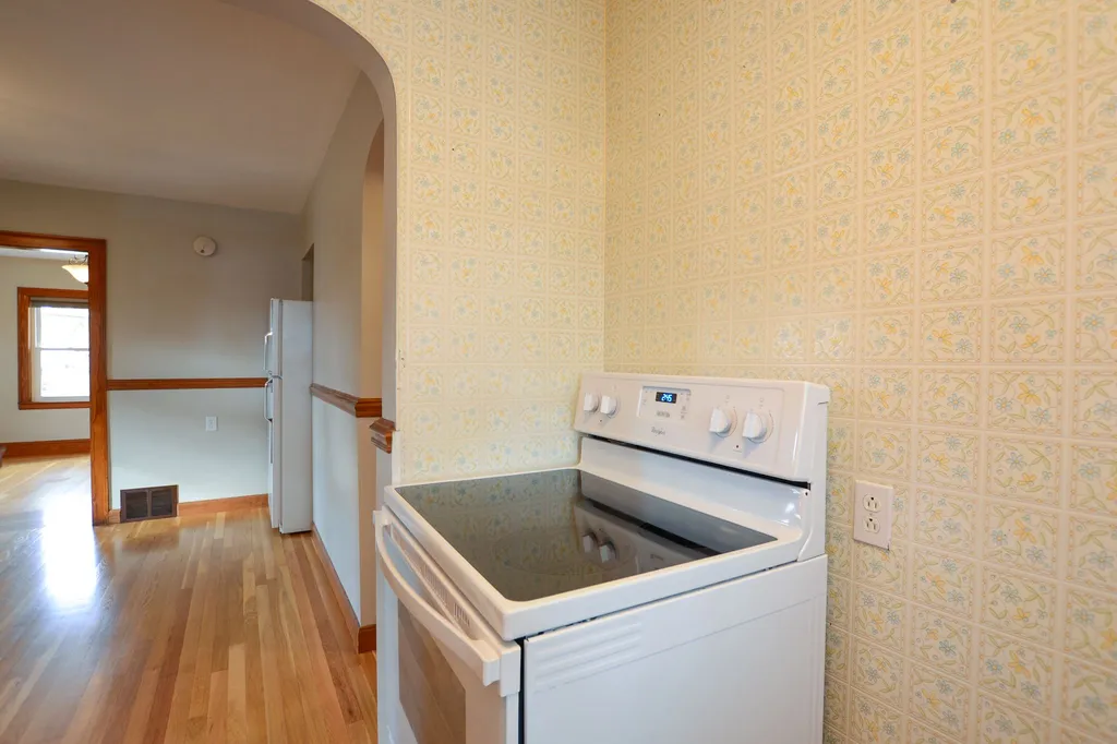 32 Gilman Street Nashua NH 03060