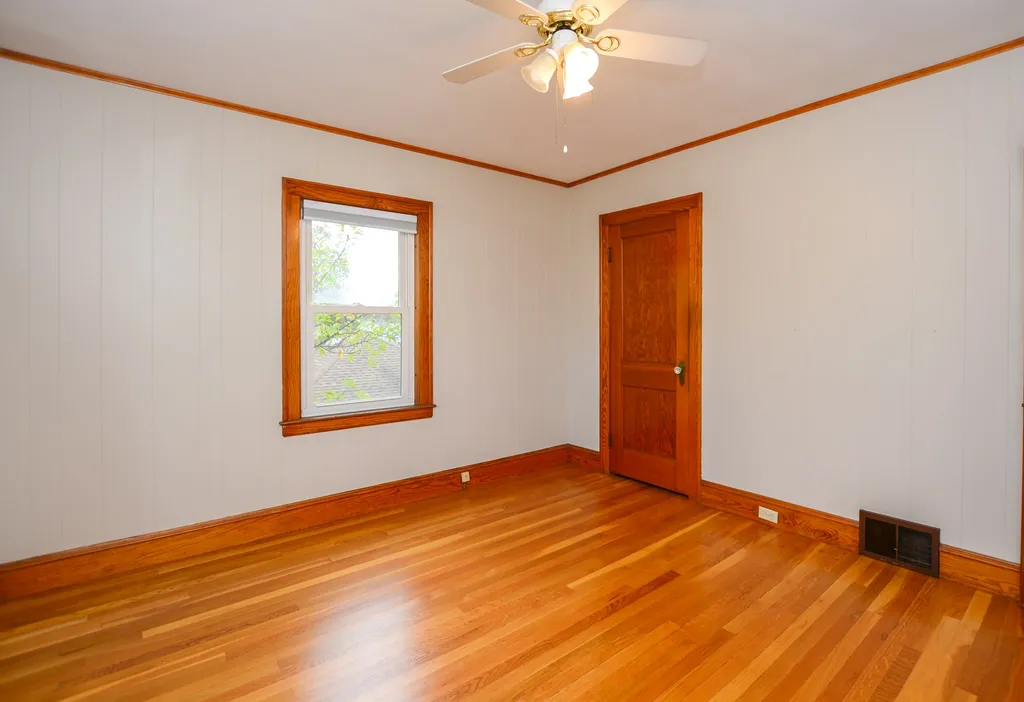 32 Gilman Street Nashua NH 03060