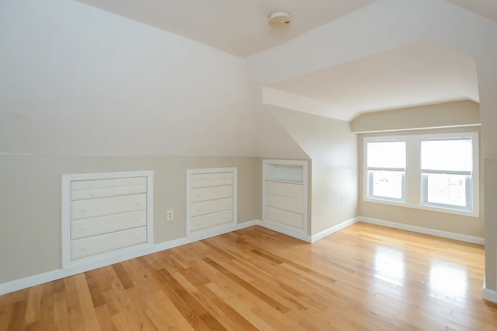 32 Gilman Street Nashua NH 03060