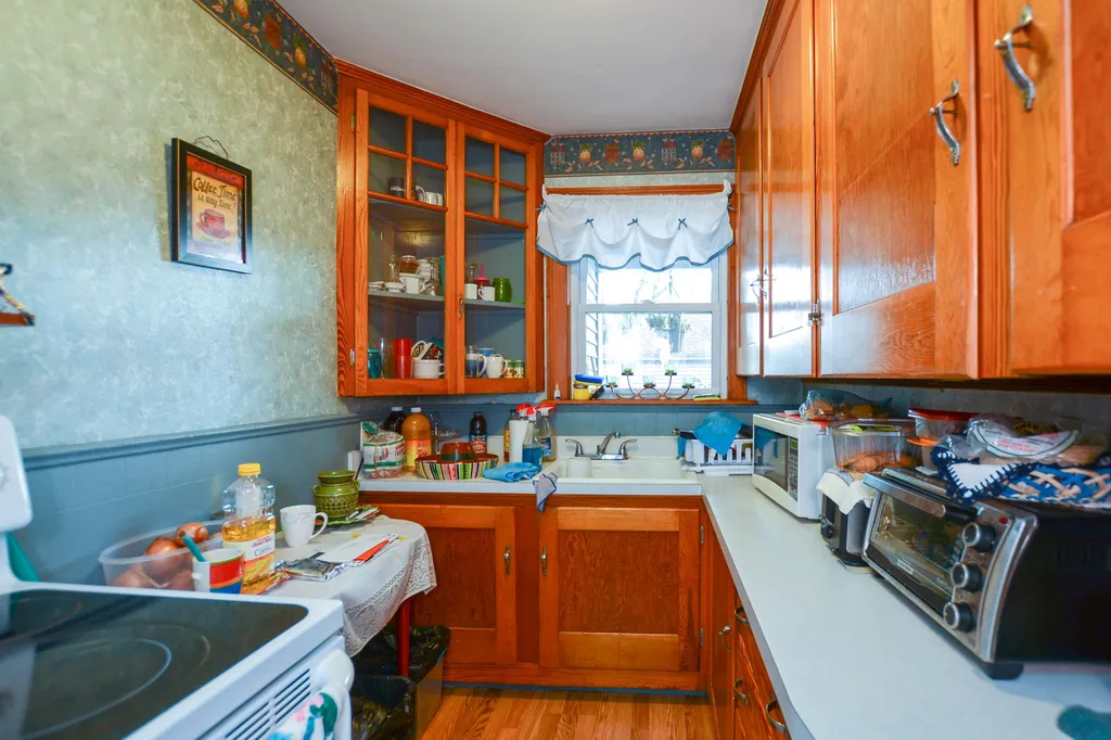 32 Gilman Street Nashua NH 03060