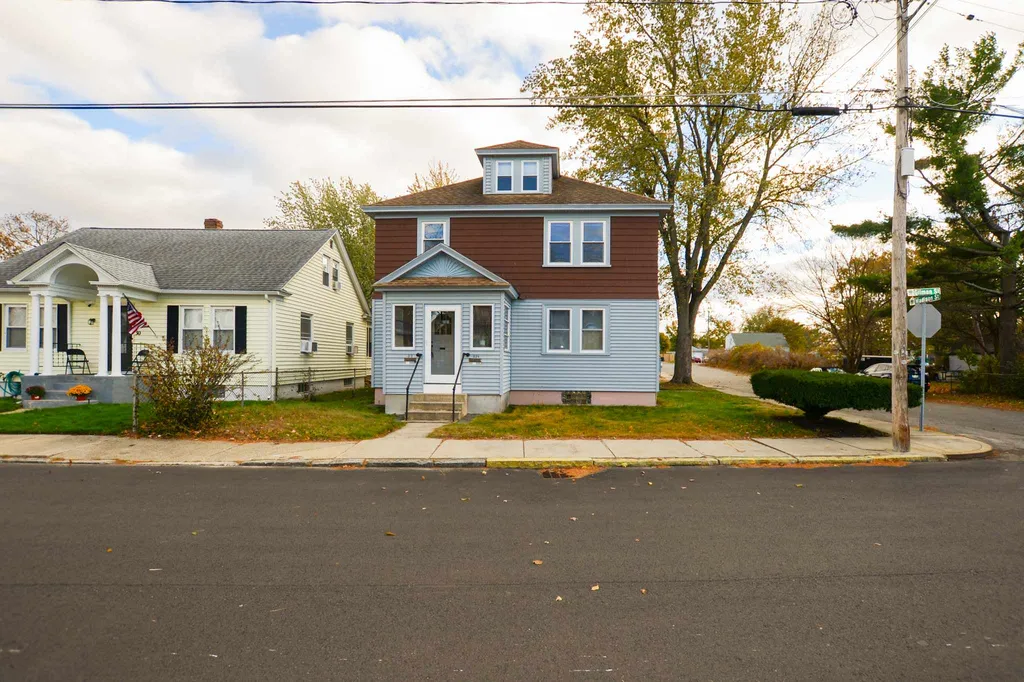 32 Gilman Street Nashua NH 03060