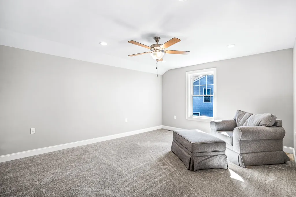18 Del Ray Drive Windham NH 03087