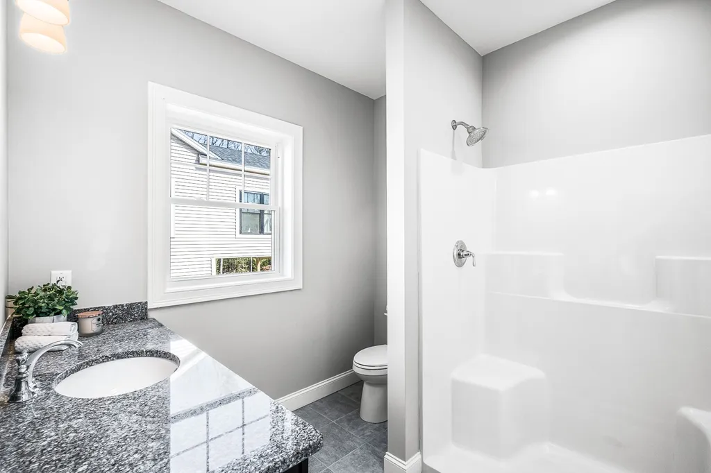 18 Del Ray Drive Windham NH 03087