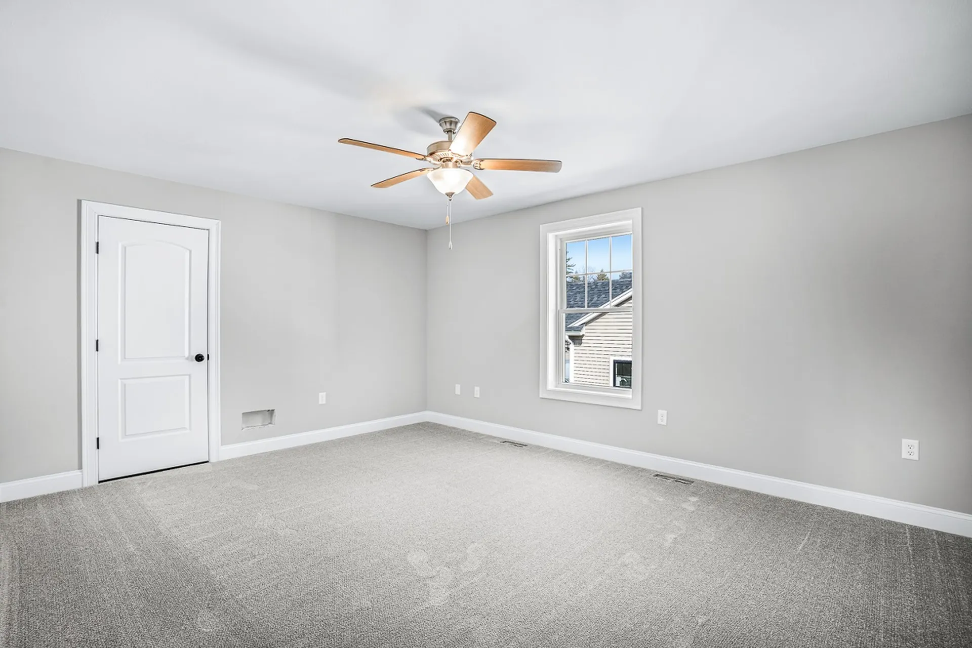 18 Del Ray Drive Windham NH 03087