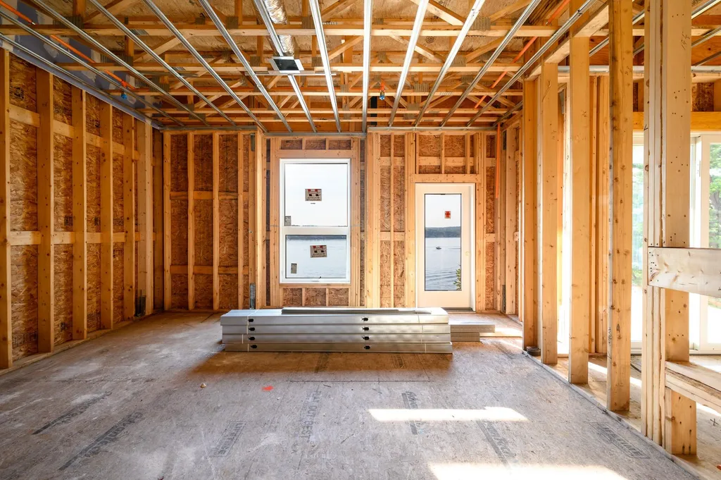 1336 Union Avenue Laconia NH 03246
