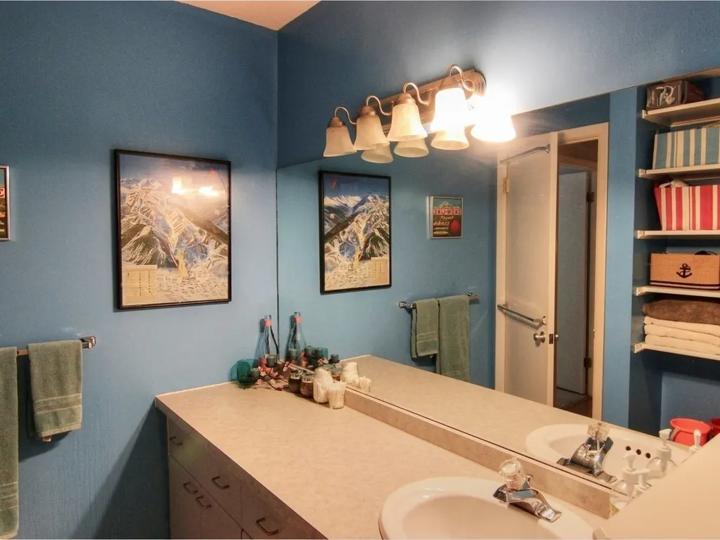80 Ledgewood Circle Burlington VT 05401