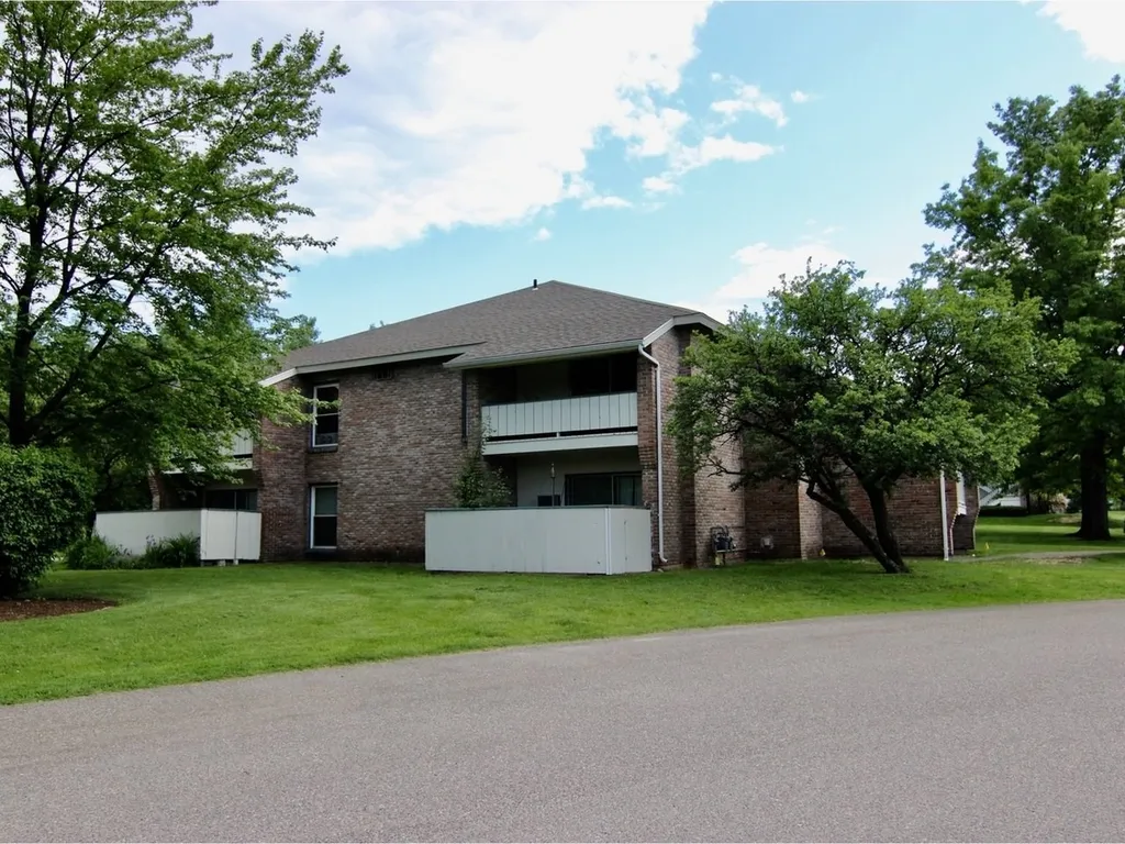 80 Ledgewood Circle Burlington VT 05401
