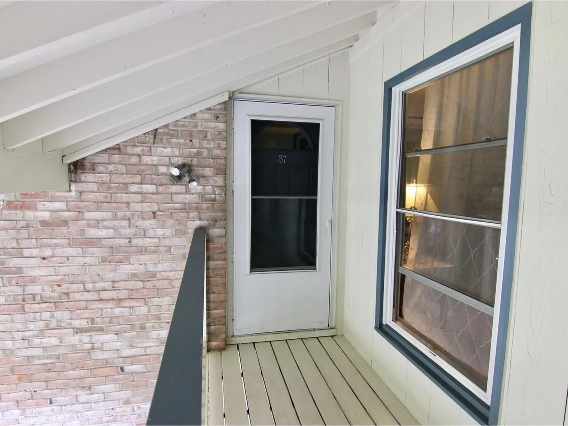 80 Ledgewood Circle Burlington VT 05401