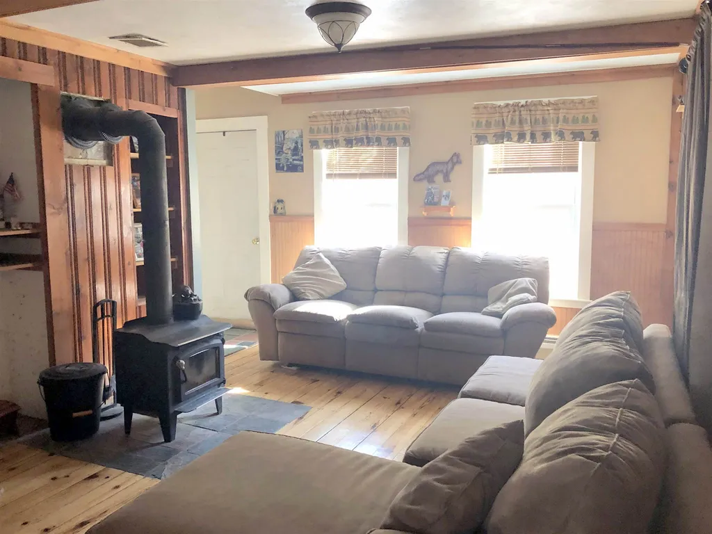 144 Center Street Wolfeboro NH 03894