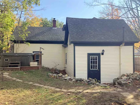144 Center Street Wolfeboro NH 03894