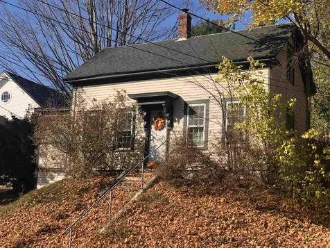 144 Center Street Wolfeboro NH 03894