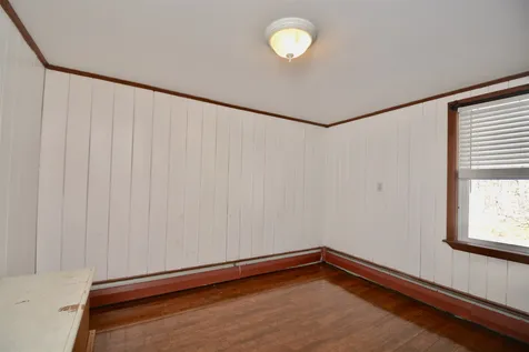1462 King Hill Road New London NH 03257