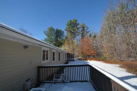 1462 King Hill Road New London NH 03257