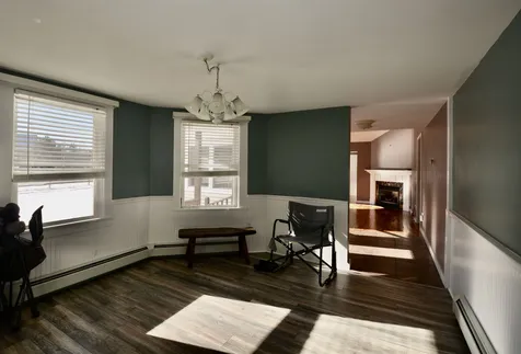 1462 King Hill Road New London NH 03257