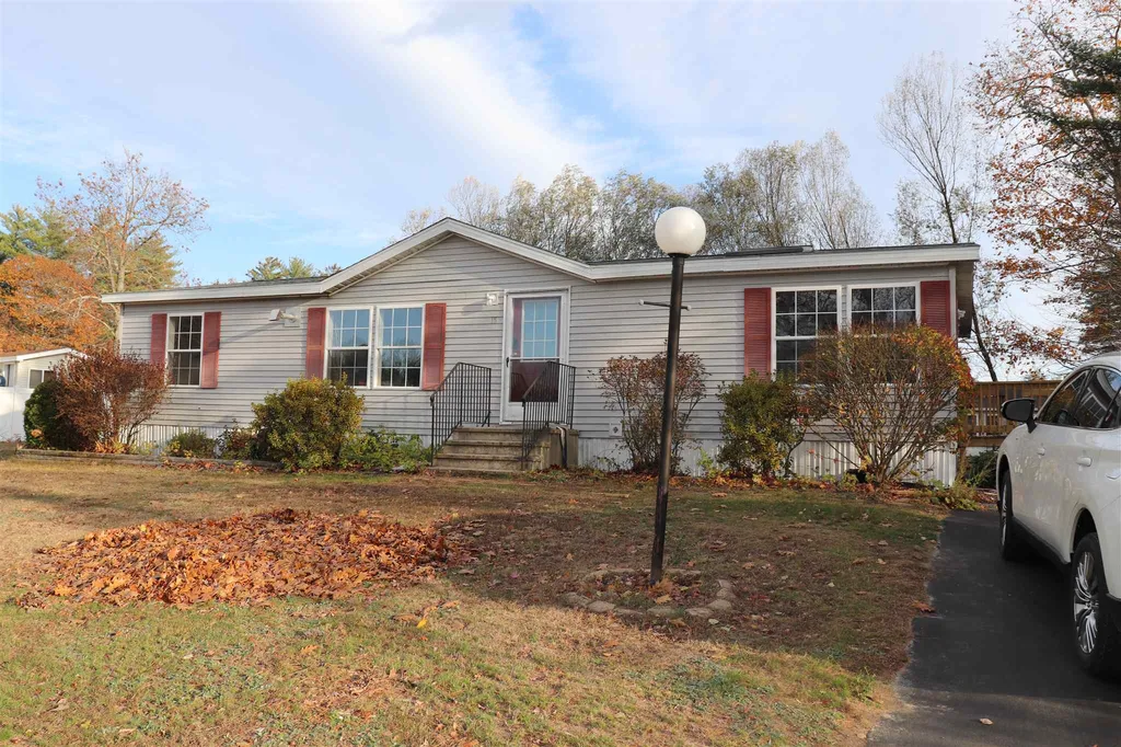 15 Georgia Pine Lane Farmington NH 03835