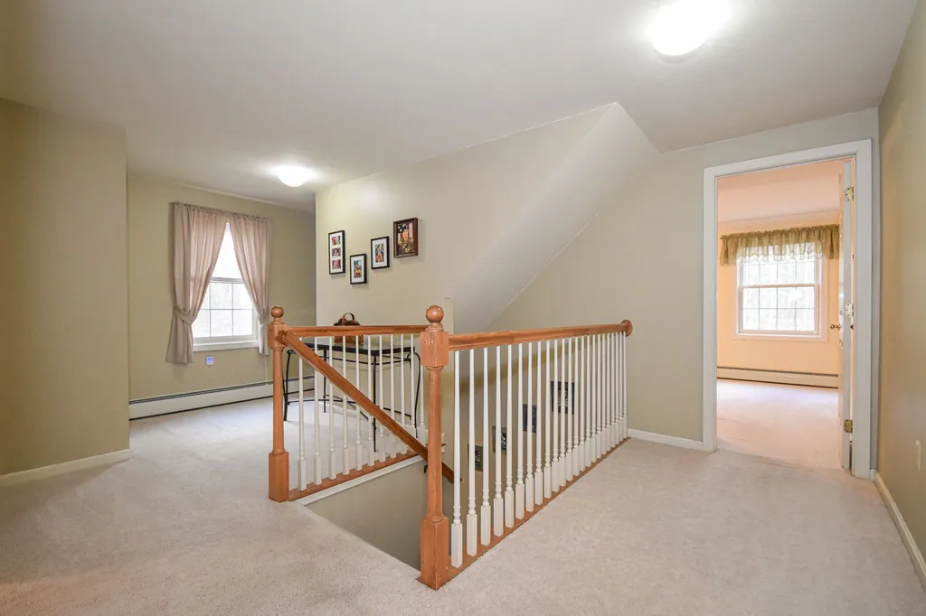 28 Clover Lane Barrington NH 03825