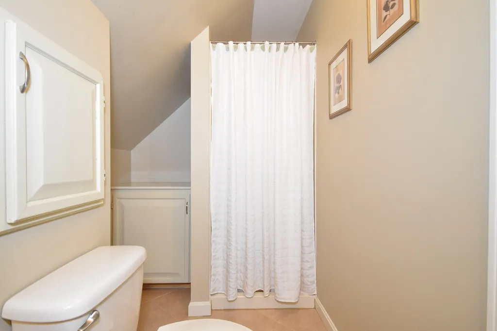 28 Clover Lane Barrington NH 03825