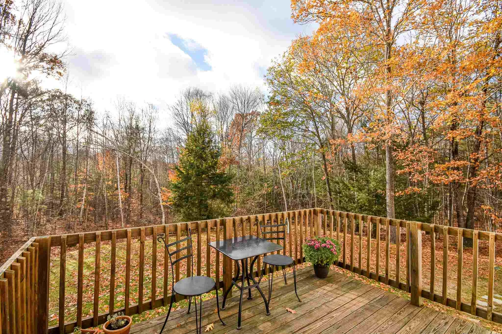 28 Clover Lane Barrington NH 03825