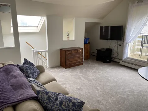 60 Lakeview Terrace Burlington VT 05401