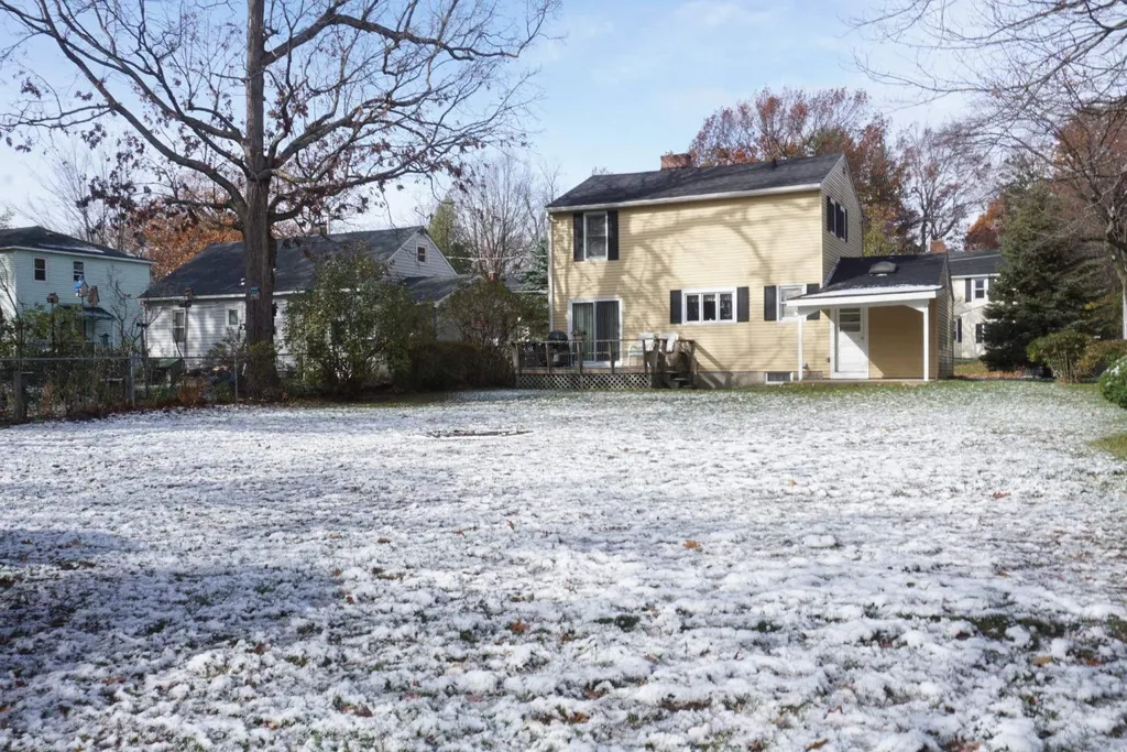 71 Woodbury Road Burlington VT 05408
