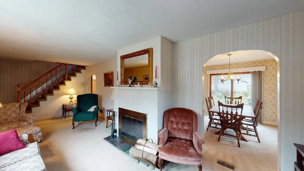 71 Woodbury Road Burlington VT 05408