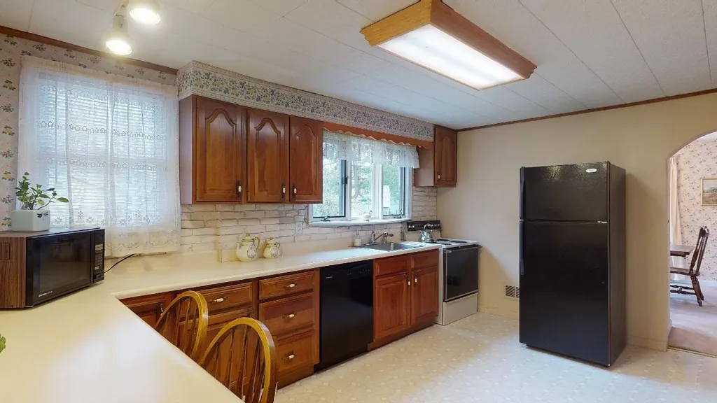 71 Woodbury Road Burlington VT 05408