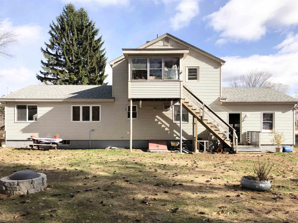 14 Varney Street Somersworth NH 03878