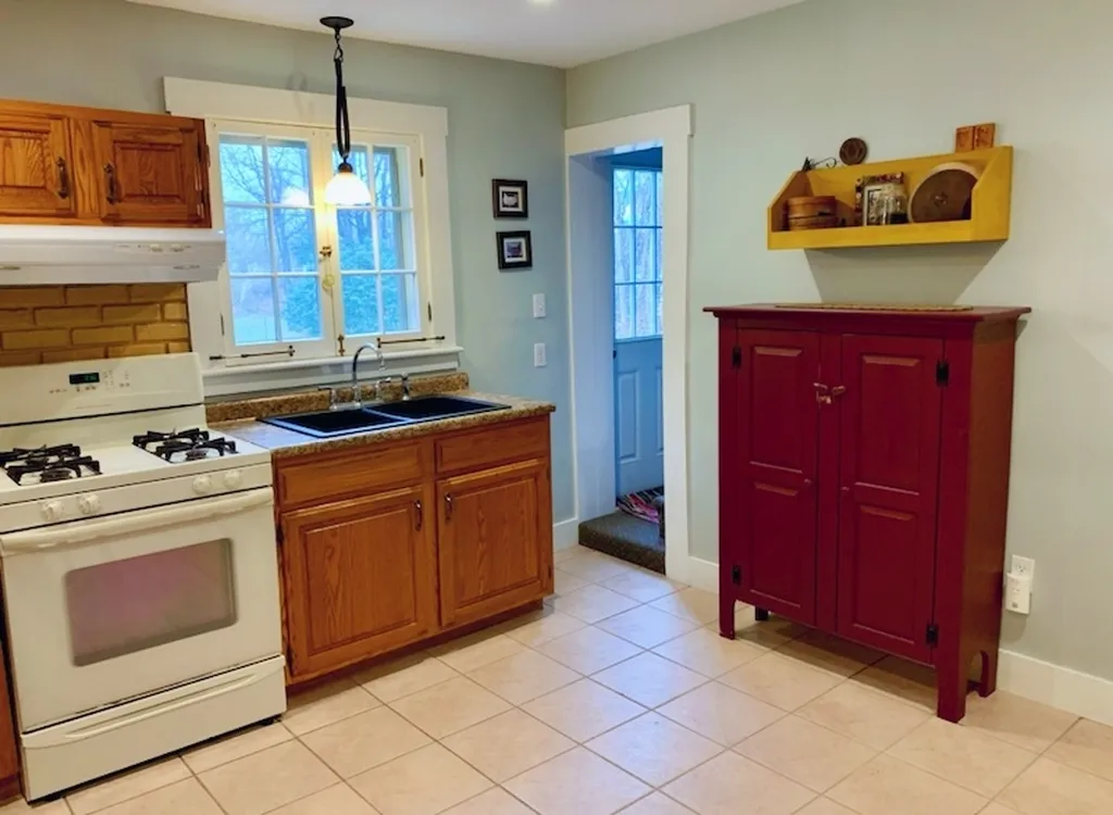 163 South Street Claremont NH 03743
