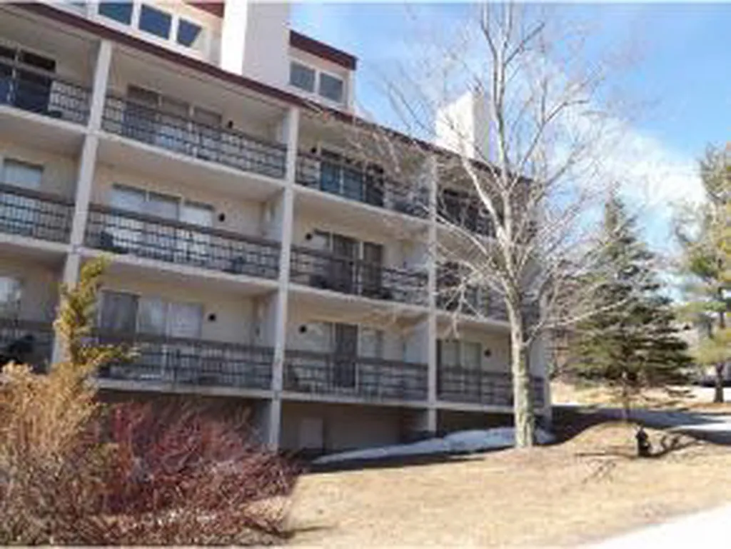 6 Mountainside Drive Warren VT 05674