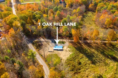 1 Oak Hill Lane Epping NH 03042