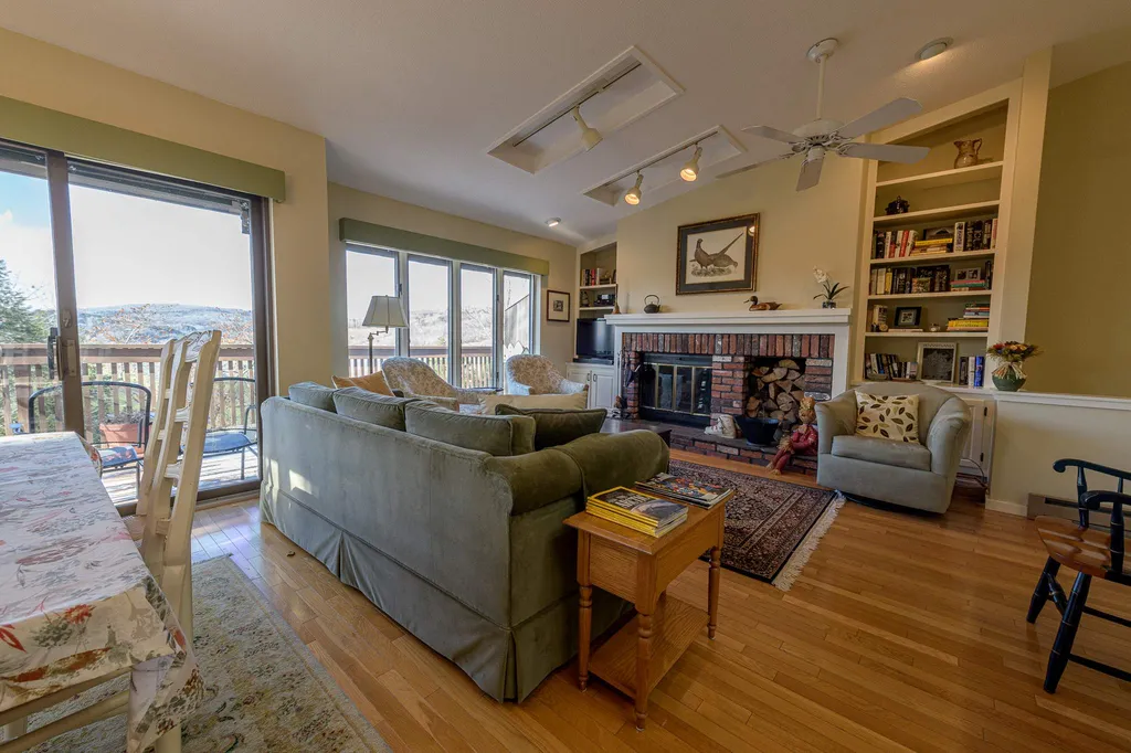 443 Alden Partridge Road Hartford VT 05059