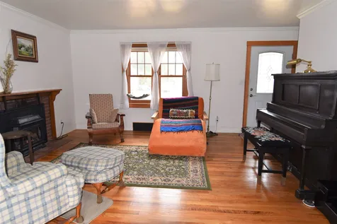 102 Iroquois Avenue Essex VT 05452