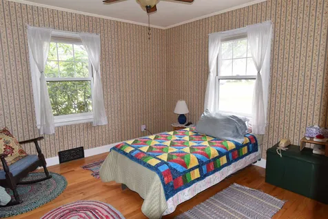 102 Iroquois Avenue Essex VT 05452