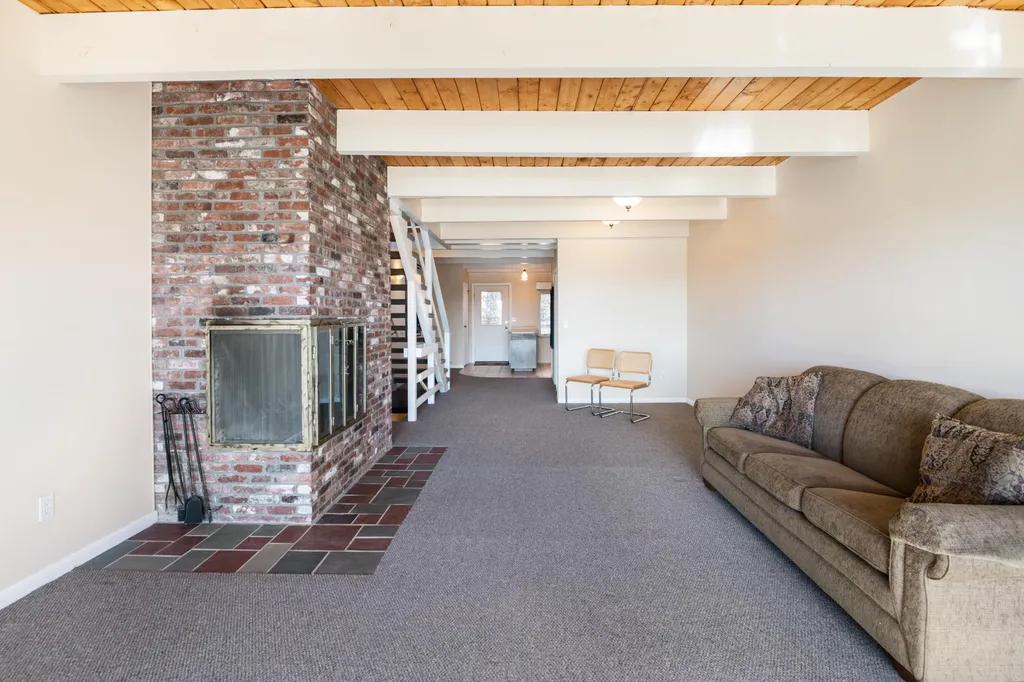 73 Tonset Slope Sunapee NH 03782