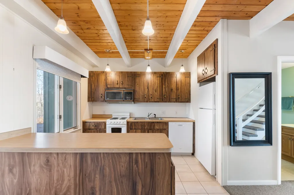 73 Tonset Slope Sunapee NH 03782