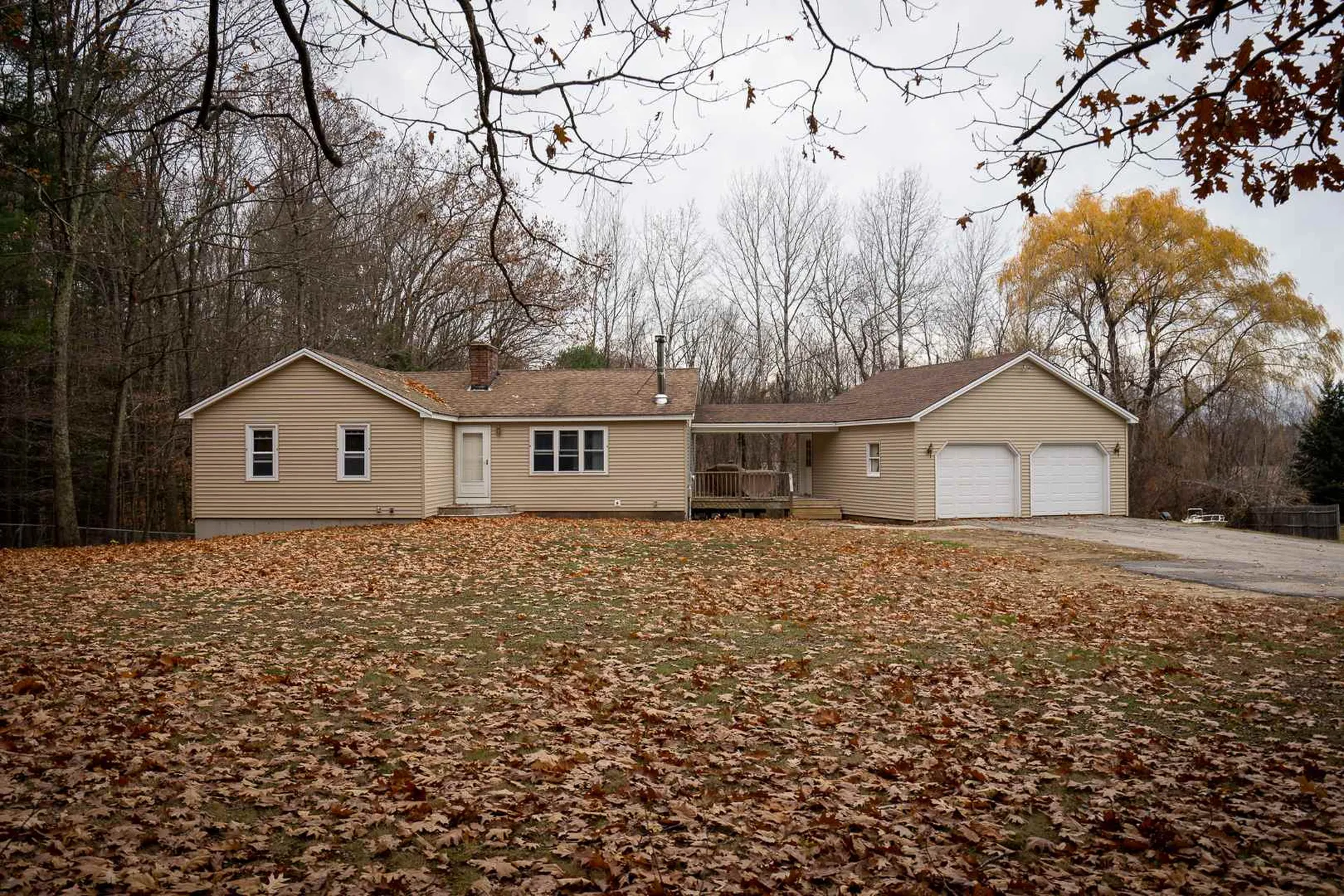 11 Royal Range Road Sandown NH 03873