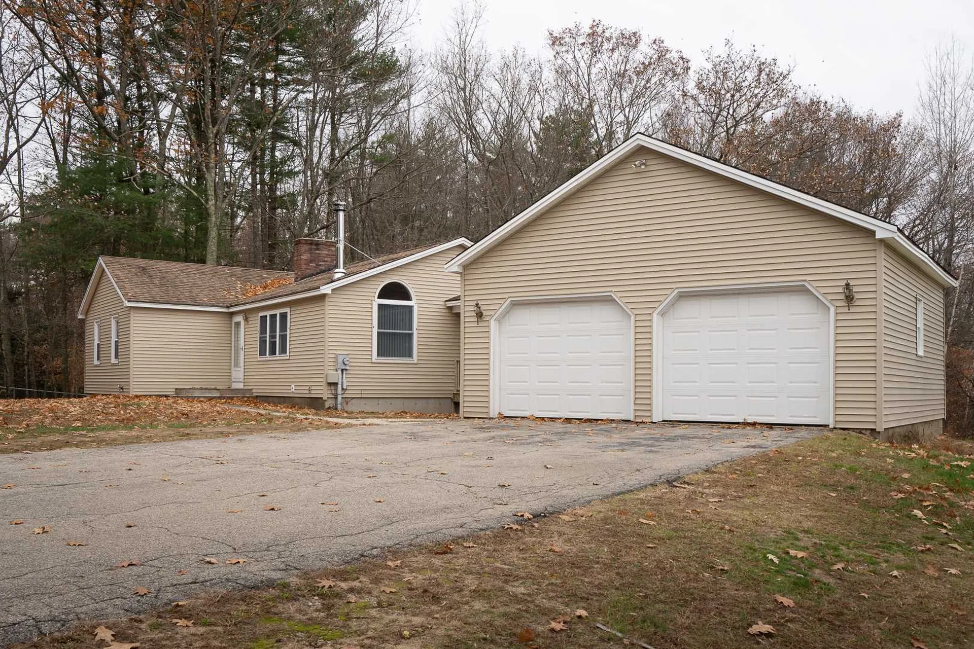 11 Royal Range Road Sandown NH 03873