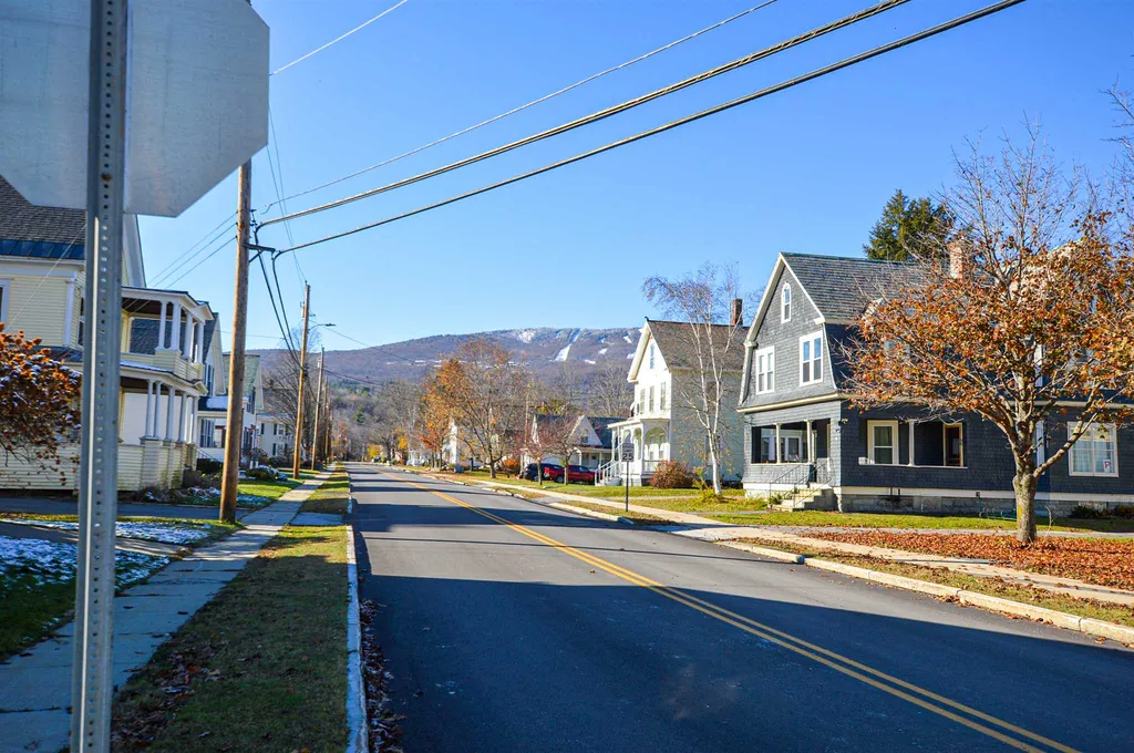 51 Pleasant Street Ludlow VT 05149