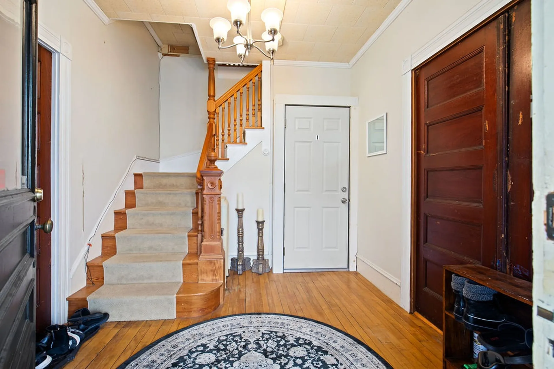 8 Oak Street Derry NH 03038