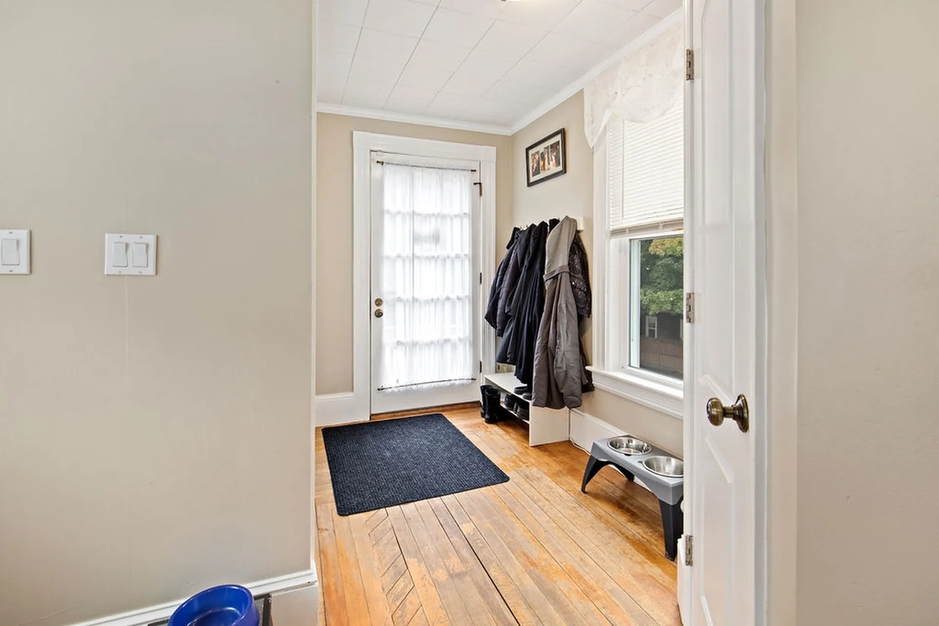 8 Oak Street Derry NH 03038