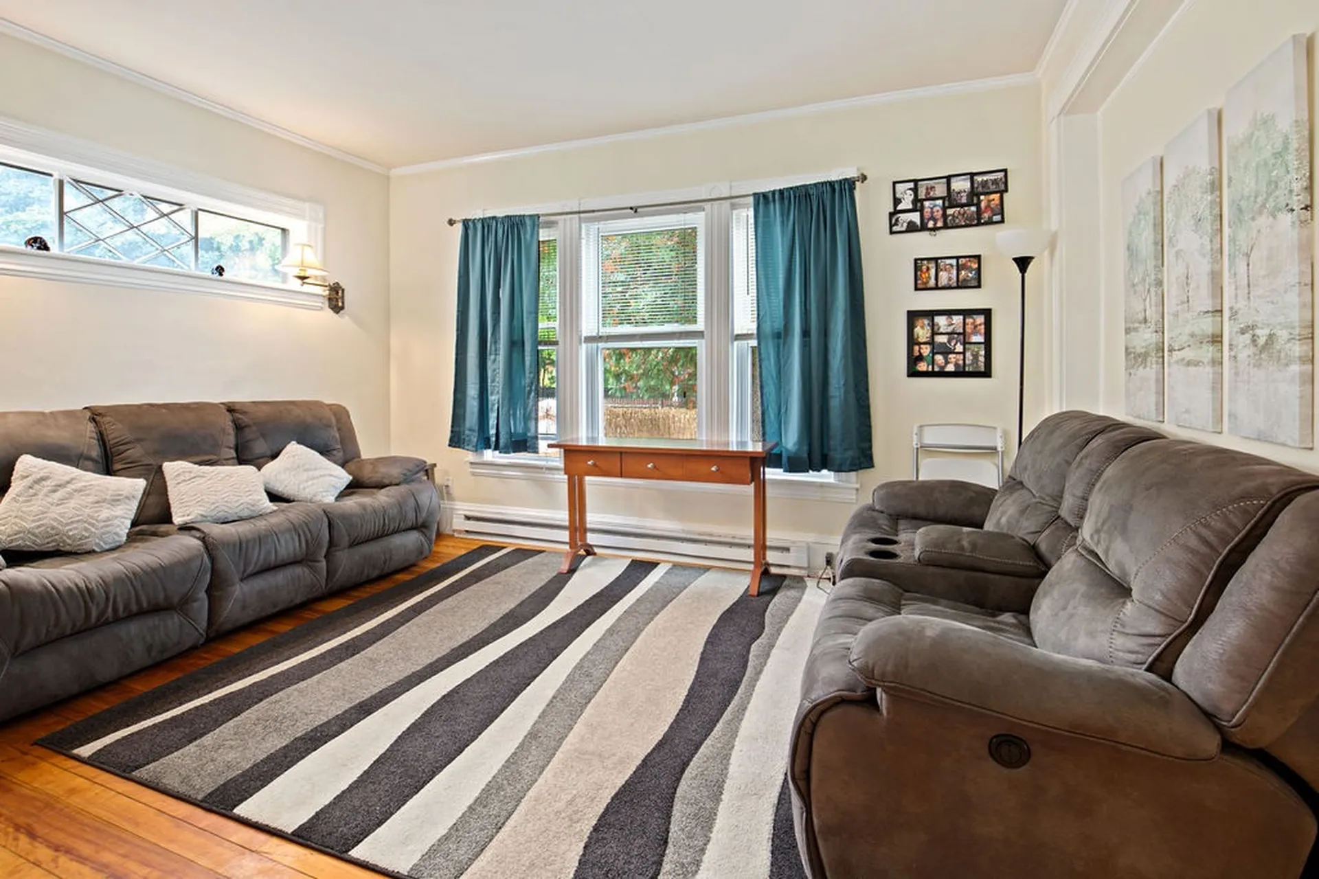 8 Oak Street Derry NH 03038