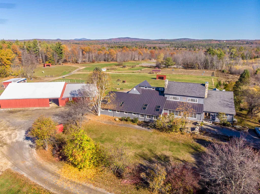 7249 Pleasant Street Loudon NH 03307