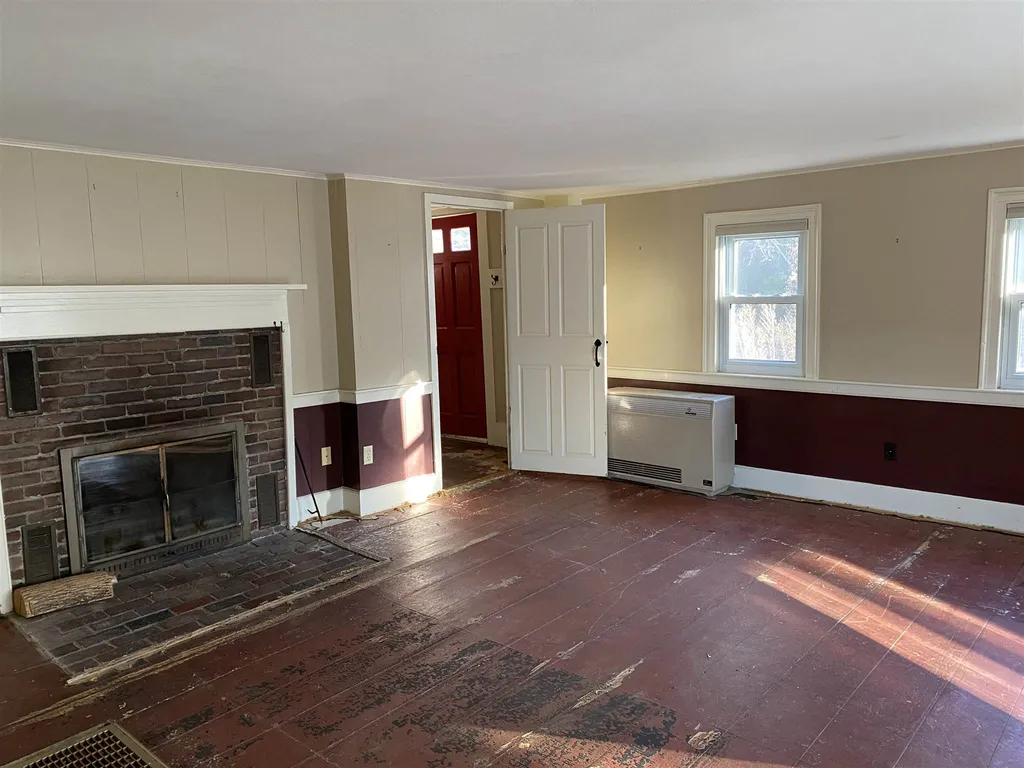 76 Valley Road Alton NH 03809