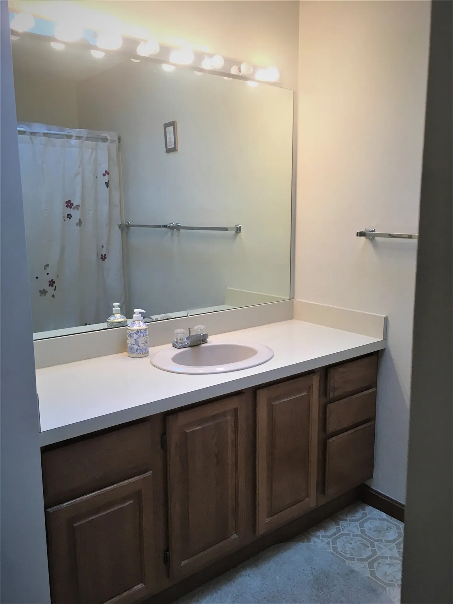 41 Woodbury Drive Bristol NH 03222