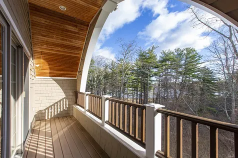 100 Shepards Cove Road Kittery ME 03904