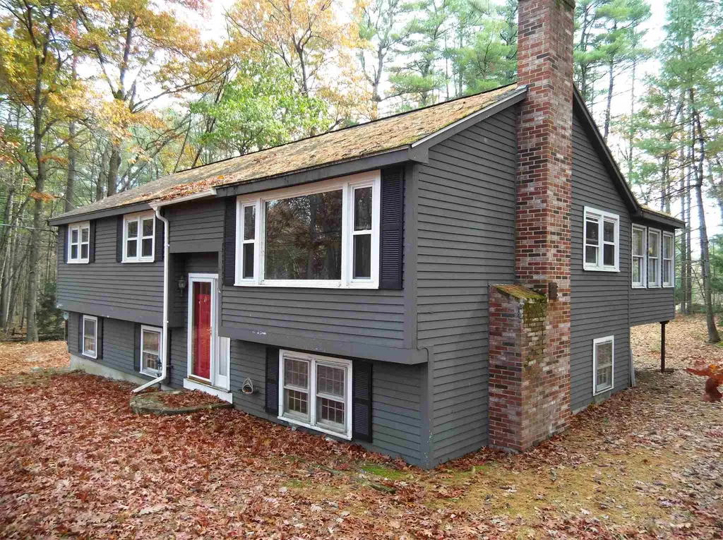 31 Danbury Circle Amherst NH 03031